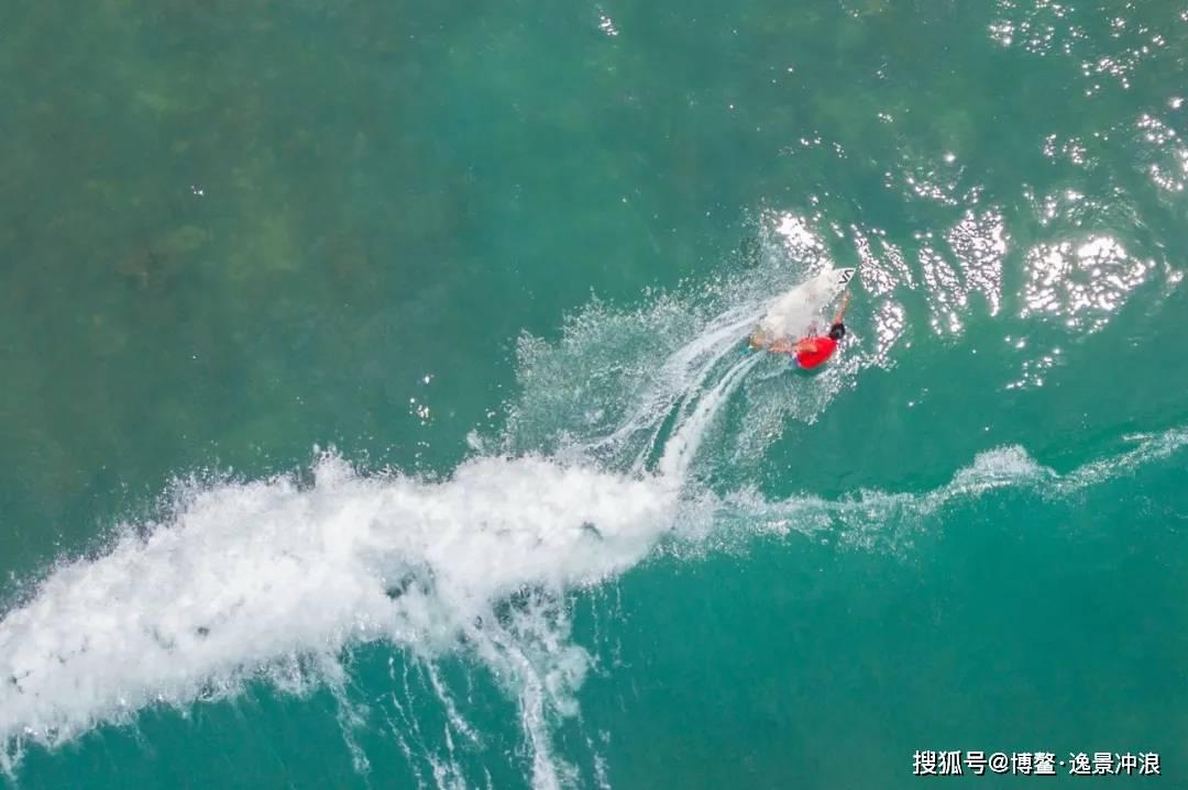 穴居人打高尔夫